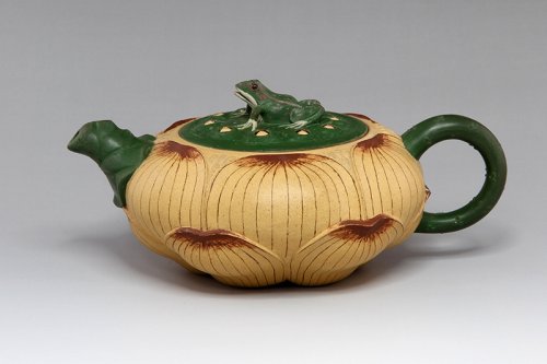 紫砂壶 青蛙荷花壶 