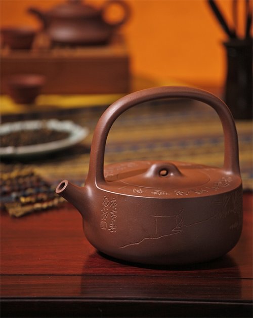 吴亚亦紫砂壶 天一提梁 