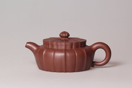 汪立彬紫砂壶 菱花瓣 