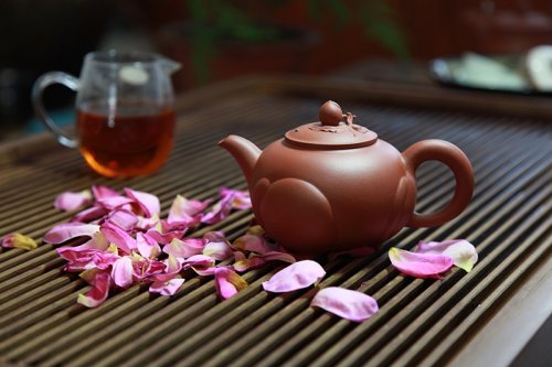 鲍敏霞紫砂壶 桃满天下 