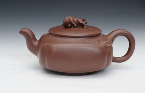 余小燕紫砂壶 牛气冲天 