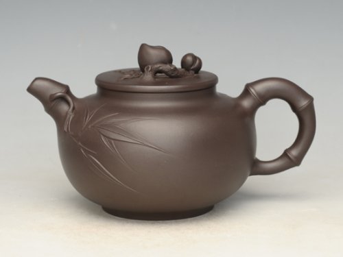 陈珍华紫砂壶 祝寿 泥料：紫泥 容量：480cc 
