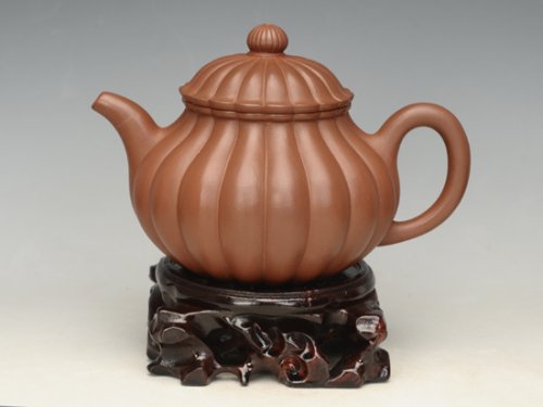 张佩紫砂壶 菊瓣壶   容量：500cc 