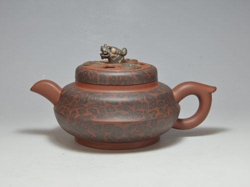 吴祥大紫砂壶  鱼龙戏壶 350CC  绞泥 