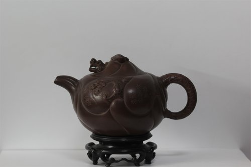 施小马紫砂壶 施福生（1922-1999）鱼化龙 