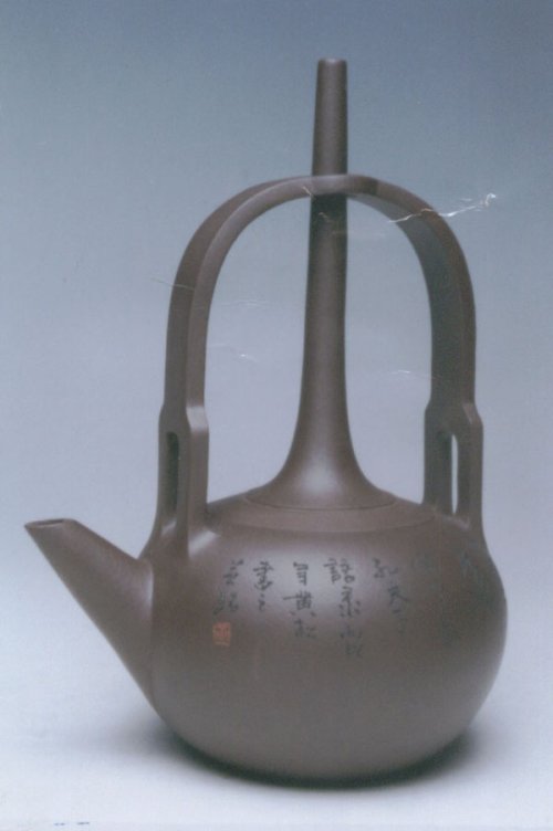 吴芳娣紫砂壶 顶天立地提梁壶 