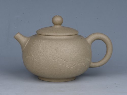 潘雪峰紫砂壶 圆珠 容量：200cc  泥料：本山绿泥 