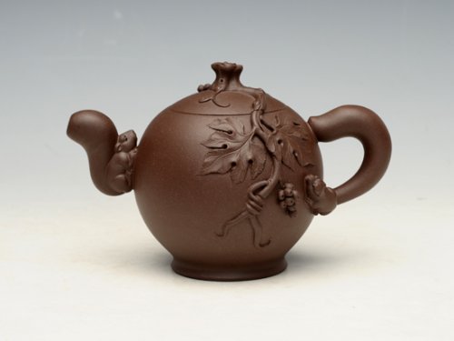 冯文娟紫砂壶 松鼠葡萄紫泥 