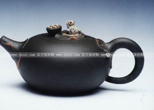 周忠军紫砂壶 荷塘情趣1 