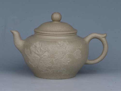 潘雪峰紫砂壶 笑樱  容量：200cc  泥料：本山绿泥 