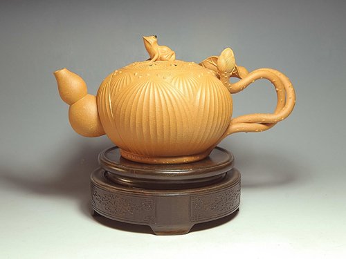 周冠华紫砂壶 青蛙莲心 