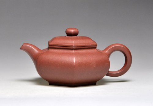 吴建平紫砂壶 《六方仿古》泥料：底槽清 容量：250cc 