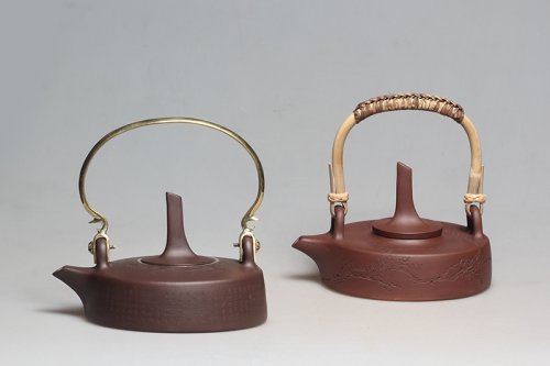 王联芳紫砂壶 云泉提梁 