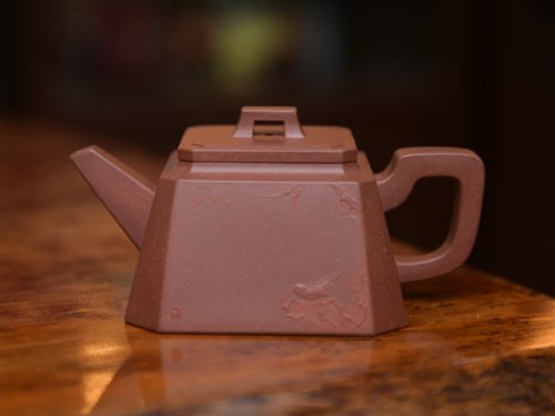 杨建刚紫砂壶 君方16000元 
