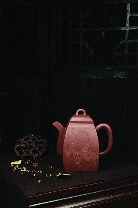 卢宁刚紫砂壶 汉方 