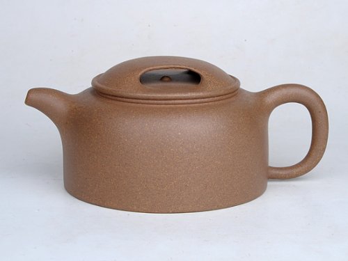 陈珍华紫砂壶 牛盖莲子  容量：400CC  泥料：段泥 