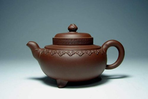 许亚均紫砂壶 三足云肩如意 