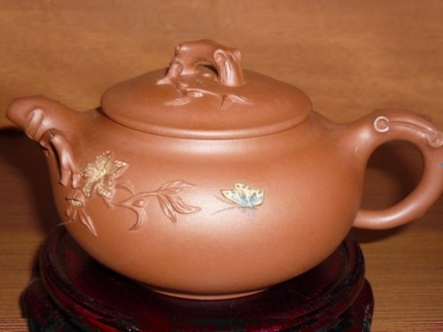 束志迅紫砂壶 树段彩蝶壶 