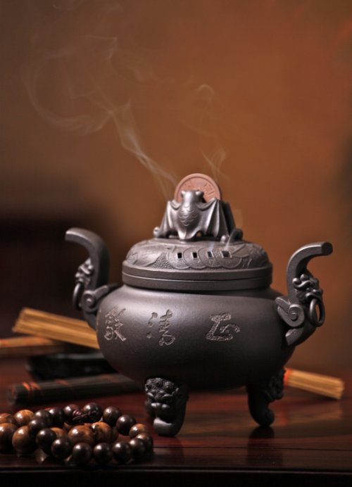 吴亚亦紫砂壶 蝠在眼前香炉 