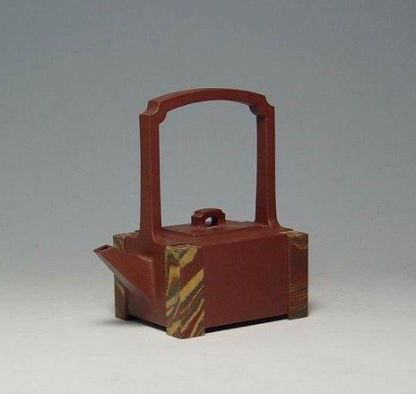 卢伟强紫砂壶 云琮提梁 