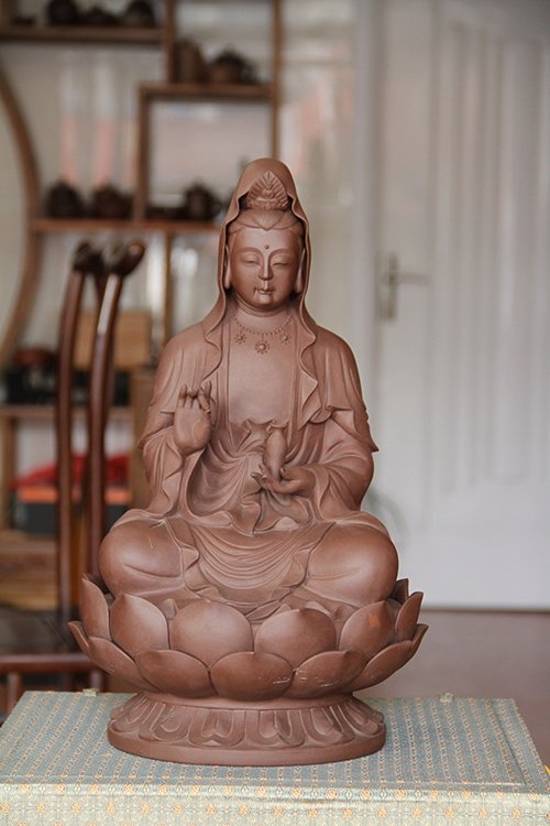 李正华紫砂壶 莲座观音 