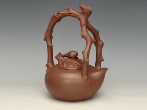 张佩紫砂壶 寿桃提梁   容量：600cc 