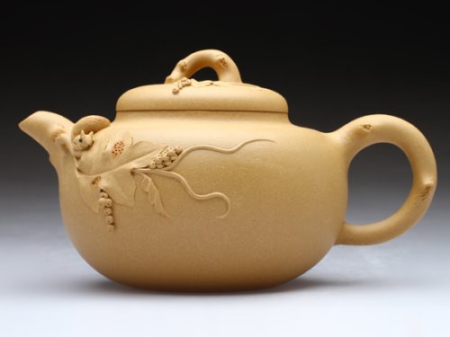 范文云紫砂壶 松鼠 