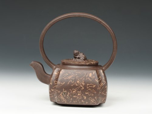 吕伟紫砂壶 抽角提梁 