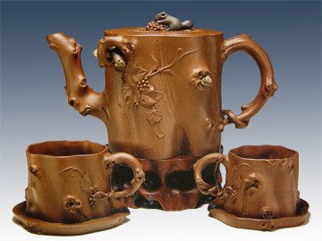 陈国良紫砂壶 松鼠葡萄 