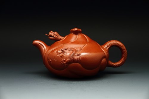 范治平紫砂壶 鱼化龙 