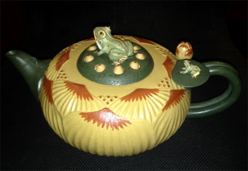 曹建华紫砂壶 青蛙莲花壶 