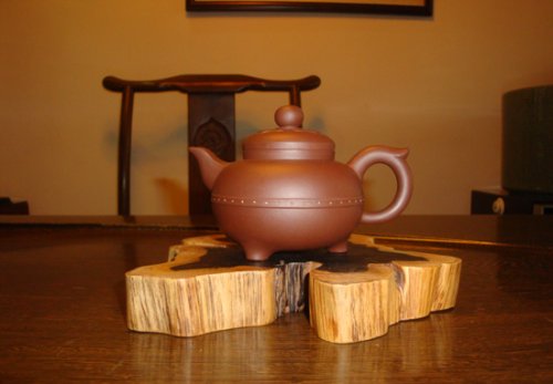 汪晖紫砂壶 三足如意 