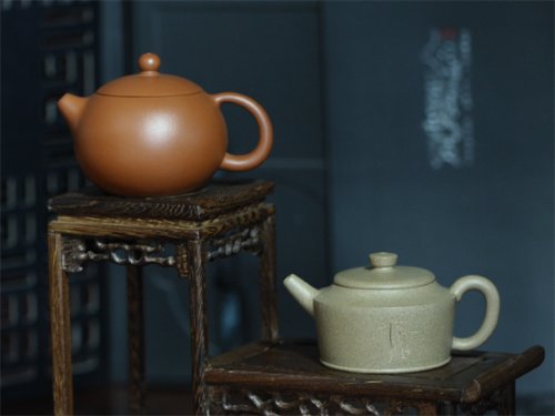 杨惠英紫砂壶 倒把西施（朱泥）、德钟（段泥） 