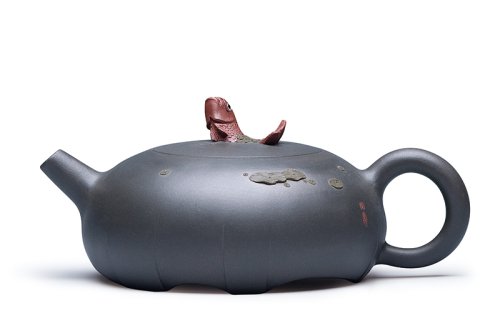 储集泉紫砂壶 荷塘系列-云卷鱼跃 