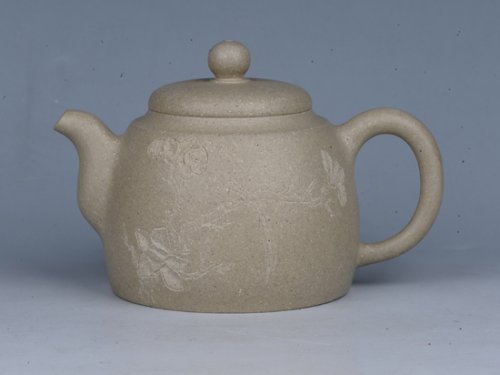 潘雪峰紫砂壶 笑樱  容量：200cc  泥料：本山绿泥 