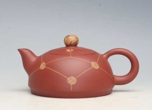 吴国芬紫砂壶 半玉 