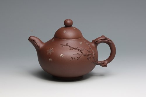 陆君紫砂壶 瑞雪迎春之君华壶 