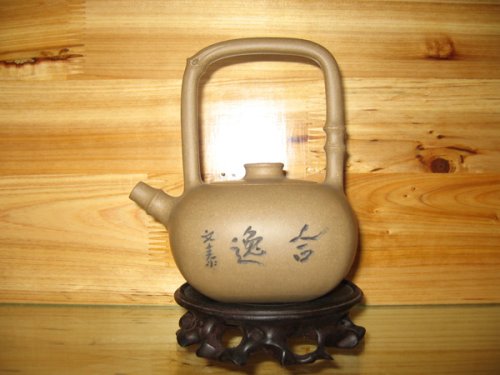 鲍志娟紫砂壶 玉竹提梁 