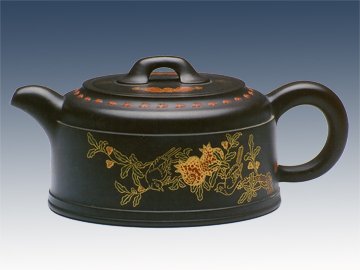 王张坤紫砂壶 王张坤与中央电视台《艺术人生》栏目主持人朱军合影 