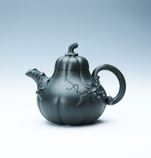 储彩琴紫砂壶 葫芦瓜 