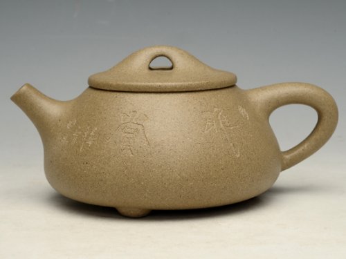 蒋彩萍紫砂壶 景舟石瓢 泥料：段泥 320cc 