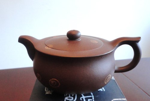 魏兰花紫砂壶 一团和气 