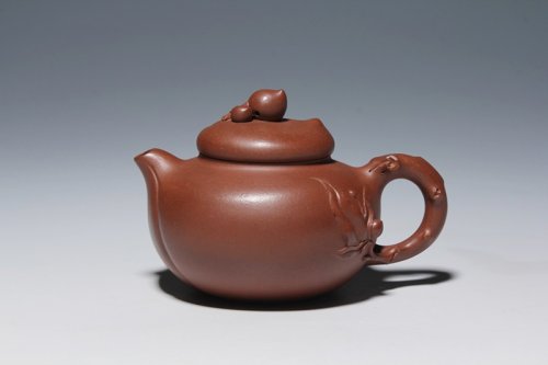 刘蓉萍紫砂壶 寿桃 