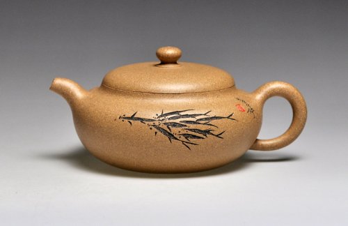 吴建平紫砂壶 《扁腹》泥料：段泥 容量：280cc 