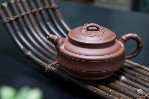 王朝红紫砂壶 双线竹鼓壶 