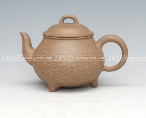 何娅萍紫砂壶 三足鼎泥料：原矿蟹青泥 