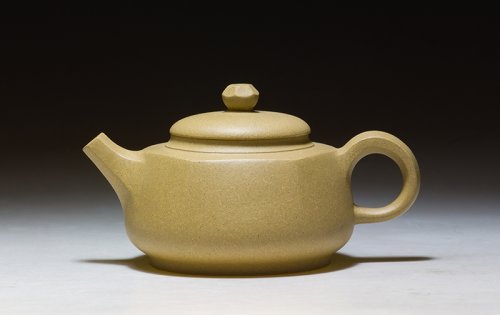 梅宝玉紫砂壶 六方井 