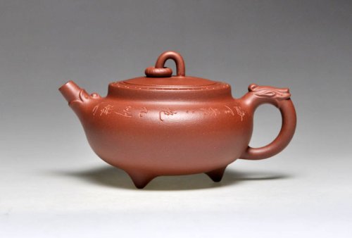 吴建平紫砂壶 《龙吟》 泥料：清水泥 容量：300cc 