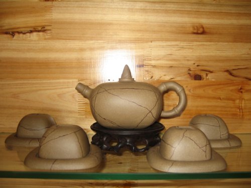 鲍志娟紫砂壶 春涌大地 