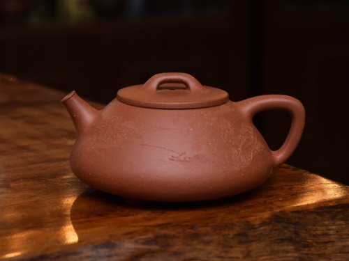 杨建刚紫砂壶 石瓢12000元 